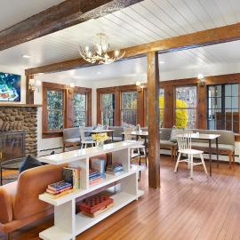 Phoenicia Lodge, hotel en Phoenicia
