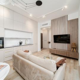 ANS Hanza Tower Apartment No 428 - Swimming pool, sauna, jacuzzi, viewing terrace