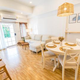 Entire minimal house in Chiang Rai