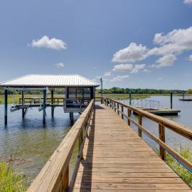 Fish, Boat & Unwind: 'Creekside Oasis' in Darien!, hotel Darienben
