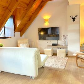 Dúplex acollidor i rústic a Espot by RURAL D'ÀNEU, hotel en Espot