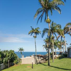 Chakas Rock Chalets 15, hotel in Ballito