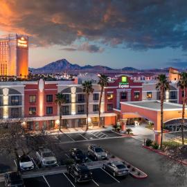 Viesnīca Holiday Inn Express Hotel and Suites - Henderson by IHG Lasvegasā
