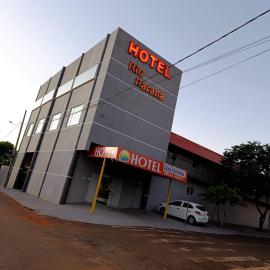 Hotel Rio Paraná، فندق في غوايرا
