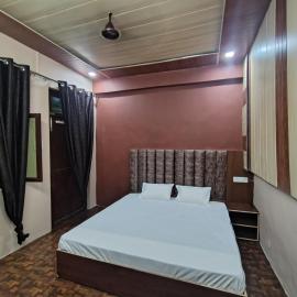Down Hill Homestays