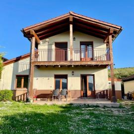 Entire house in a rural setting, хотел в San Martín de Unx