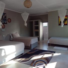 A Nice Homely 2- Bedroom House, hotel in Livingstone