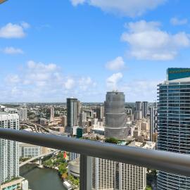 Apartment on the Highest Floor - Icon Brickell 3