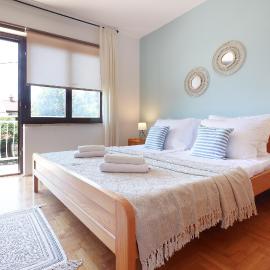 Apartments Kala, hotel in Jadranovo