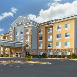 Fairfield Inn & Suites by Marriott Commerce, ξενοδοχείο σε Commerce