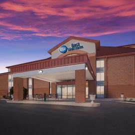 Best Western Luxbury Inn Fort Wayne，韋恩堡的飯店