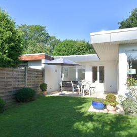 Am Schoor Bungalow 12, hotel i Grömitz