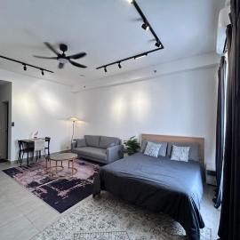 SOHO Studio Sunsuria Setia Alam, Free Wifi 300mbps,