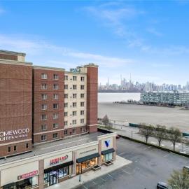 Homewood Suites by Hilton Edgewater-NYC Area, hotel v destinácii Edgewater