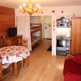 Résidence Les Cembros - Grand studio 4 personnes MAE-1984, hotel in Le Mélézet