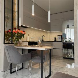 VIP Apartment in Tsentralny Residential Complex