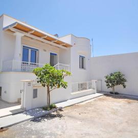 Villa Sacher su due livelli by Salento Affitti