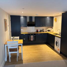 Hop Loft, Huntingdon town centre - Free parking close by