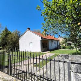 Stone House Apartment, hotel en Bileća