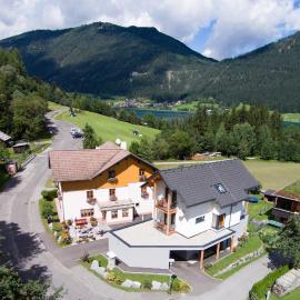 Pension Mitterer, hotel v destinácii Weissensee