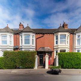 Teesside House - Sleeps up to 10
