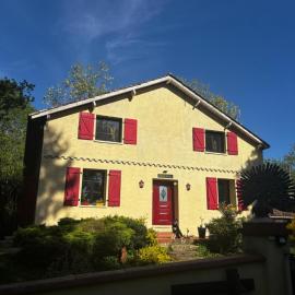 Domaine Pierrot, hotel in Laujuzan