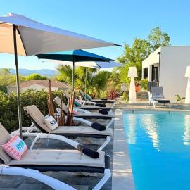 chambre villa 4, hotel en Servas