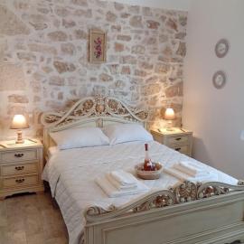 Tselekos House Old renovated stone house crete