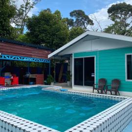 Capital O 91153 Chalet Dusun Duriyan, hotel em Kampong Bukit Tumboh
