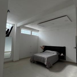 Habitación en departamento de lujo, hotel in Santa Ana Chiautempan