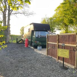Theddlethorpe Horsebox Glamping