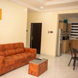 Private Stylish 2Bed East Legon Hills, hotel in Maijaw