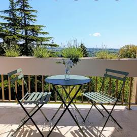 Charmant Studio, 2 personnes, 25 minutes du Zoo de Beauval, Hotel in Montrichard