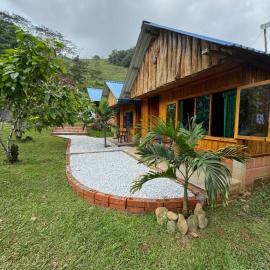 Cabañas orquídea, hotel i Norcasia