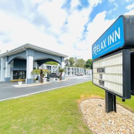 Relax Inn Perry National Fairgrounds Area I-75، فندق في بيري