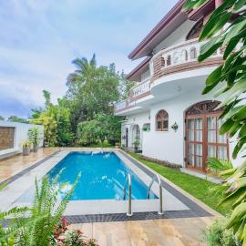 Charming Retreat with Pool in Maharagama, Colombo