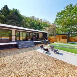 IZA Glamping 千早赤阪村, hotel in Nagano