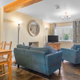 Beautiful 3 Bed Cottage in the Heart of Flookburgh - Pass the Keys