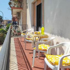 Cozy Apartment In Chianchitta - Pallio With Wifi, hotel em Schisò