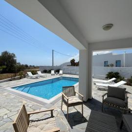 Villa Santorini Serenity with private Pool