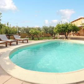 Awesome Home In Menfi Ag, hotel in Menfi