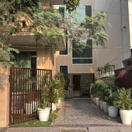 Posh Suites - Golf Course Road