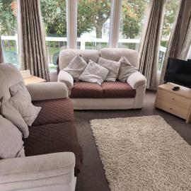 Thames view at Kent Coast Holiday Park, hotel a Allhallows