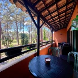 Golf and Beach Serenity, hotel in Aroeira
