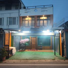 Long River 82 Homestay, khách sạn ở Hsia-ta-hsi
