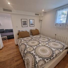 Studio Drancy avec Jardin 45 m2, hotel i Drancy