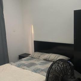 Raheem luxury 3 bedroom, hotel a Jarbang