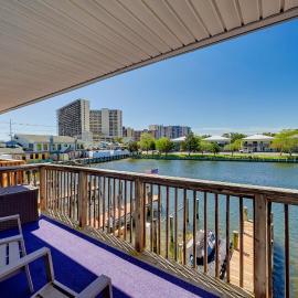 Bay-View Escape w/ Private Balcony in Ocean City
