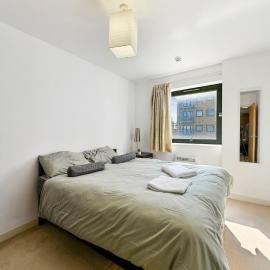 3 bedroom flat - 5 mins to Hythe, hotel in Hythe