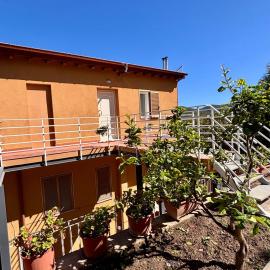 BRES House, hotel din Porto Santo Stefano